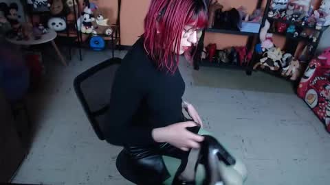 Miss Mia online show from 27, 3, 2026