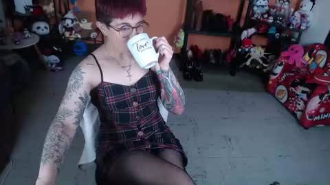 Snapshot of missmia2 chatting on 15, 6, 2026 Miss Mia online show from 15, 6, 2026