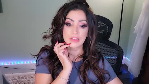 Snapshot of missmina chatting on 19, 12, 2024 Mina online show from 19, 12, 2024