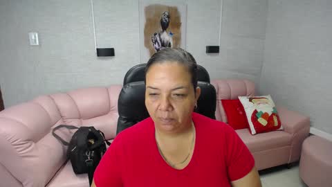 Snapshot of misspenelopenipples chatting on 14, 1, 2025 Penelope online show from 14, 1, 2025