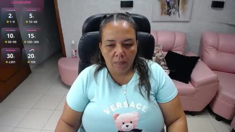 Snapshot of misspenelopenipples chatting on 2, 10, 2025 Penelope online show from 2, 10, 2025