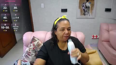 Snapshot of misspenelopenipples chatting on 14, 10, 2025 Penelope online show from 14, 10, 2025