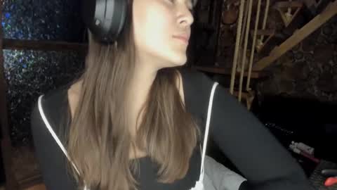 sarah online show from 2, 3, 2025