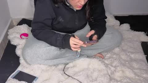 sarah online show from 7, 4, 2026