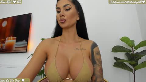 Snapshot of misspinkroom chatting on 30, 9, 2025 Renata online show from 30, 9, 2025