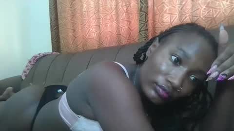 pretty gal online show from 14, 4, 2026