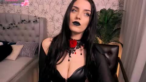 Snapshot of missrosse_ chatting on 11, 10, 2025 Emily online show from 11, 10, 2025