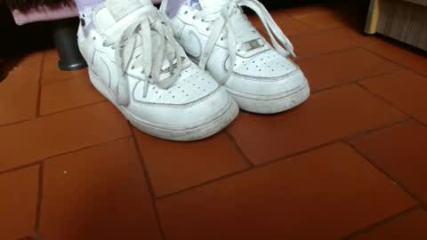 TELL ME MISS online show from 13, 2, 2025