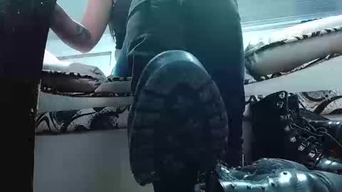 TELL ME MISS online show from 11, 9, 2025