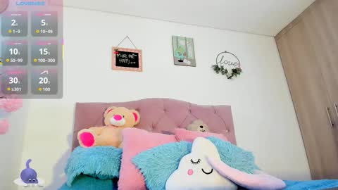 ... Independent model online show from 18, 10, 2025