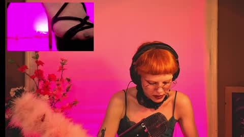 Snapshot of misstaco chatting on 21, 4, 2026 Tacodeluxe online show from 21, 4, 2026
