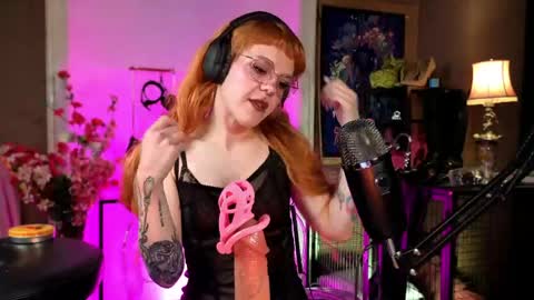 Snapshot of misstaco chatting on 18, 5, 2026 Tacodeluxe online show from 18, 5, 2026
