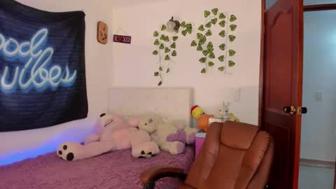  Natalie Texass indepedent model online show from 28, 2, 2026