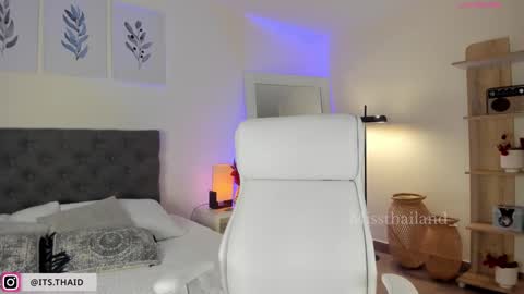 Snapshot of missthailand_ chatting on 5, 2, 2025 Fernanda Davila online show from 5, 2, 2025