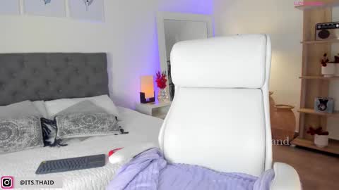 Snapshot of missthailand_ chatting on 11, 2, 2025 Fernanda Davila online show from 11, 2, 2025