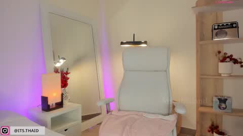 Snapshot of missthailand_ chatting on 6, 3, 2025 Fernanda Davila online show from 6, 3, 2025