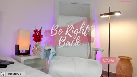 Snapshot of missthailand_ chatting on 12, 3, 2025 Fernanda Davila online show from 12, 3, 2025