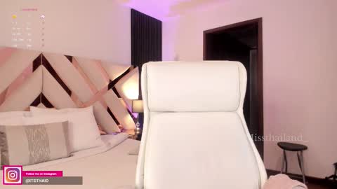 Snapshot of missthailand_ chatting on 18, 11, 2025 Fernanda Davila online show from 18, 11, 2025