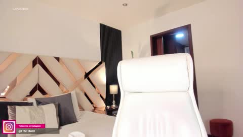 Snapshot of missthailand_ chatting on 19, 2, 2026 Fernanda Davila online show from 19, 2, 2026