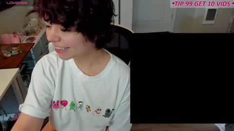 V Nessa online show from 22, 4, 2026