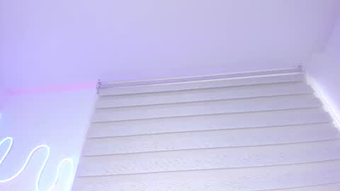 Pau OFmissweetpeach online show from 6, 1, 2026