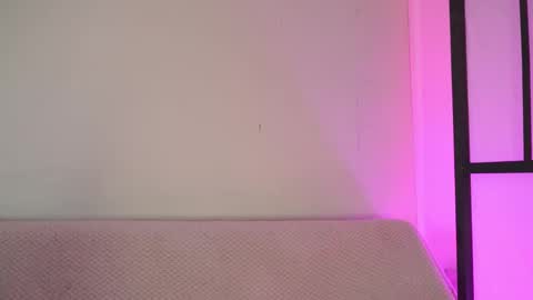 Pau OFmissweetpeach online show from 26, 2, 2026