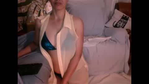 Snapshot of misswid chatting on 10, 3, 2025 Misswid online show from 10, 3, 2025