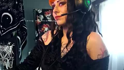 MissXDeville online show from 21, 9, 2025