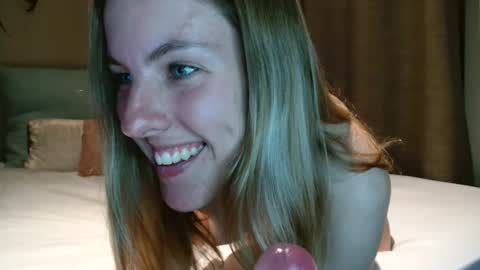 Monique  online show from 21, 10, 2025