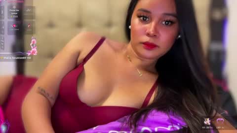 Miss. Thalia online show from 20, 6, 2026