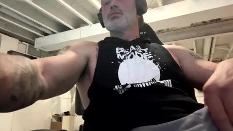 AJ online show from 28, 1, 2025
