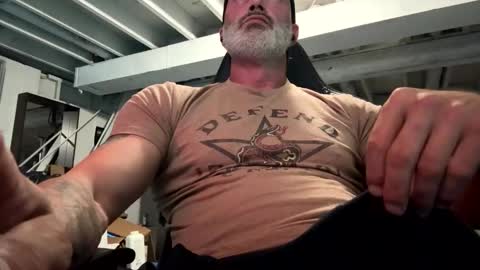 AJ online show from 17, 10, 2025