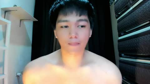 Snapshot of mister_officer chatting on 8, 4, 2026 SAINT SACHI will make your day online show from 8, 4, 2026