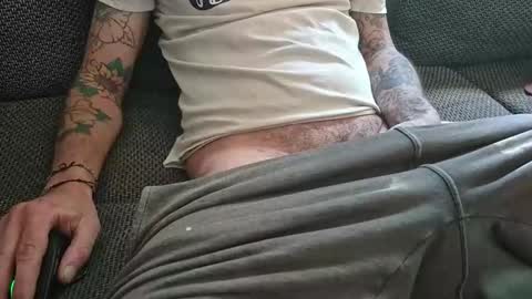 Snapshot of misterkrix chatting on 5, 6, 2026 Mister Krix online show from 5, 6, 2026