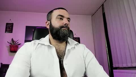 Snapshot of misterlov3r chatting on 4, 3, 2025 misterlov3r online show from 4, 3, 2025