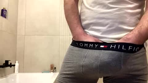 misterxy567 online show from 9, 2, 2026