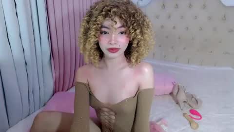 Snapshot of misterytgirl chatting on 22, 6, 2026 CRISHA online show from 22, 6, 2026
