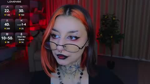 Snapshot of mistress__marcelline chatting on 18, 6, 2026 Marcelline online show from 18, 6, 2026
