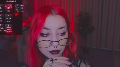 Snapshot of mistress__marcelline chatting on 9, 7, 2026 Marcelline online show from 9, 7, 2026
