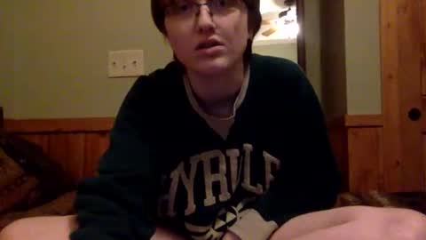 Snapshot of mistress_callie chatting on 5, 4, 2026 Lassie Cassie online show from 5, 4, 2026