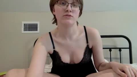 Snapshot of mistress_callie chatting on 10, 4, 2026 Lassie Cassie online show from 10, 4, 2026