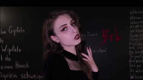 Snapshot of mistress_marlene chatting on 5, 10, 2025 Mistress Marlene online show from 5, 10, 2025