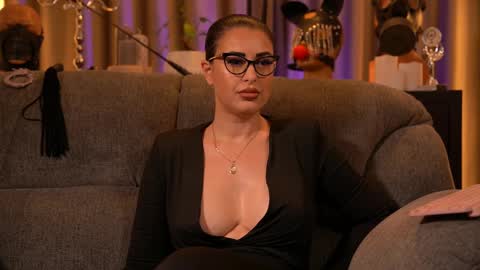 Mistress Kelly online show from 23, 11, 2025