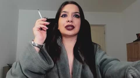 Snapshot of mistressmichelle5 chatting on 29, 9, 2025 YourGoddessM online show from 29, 9, 2025