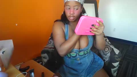 mistressmochareign online show from 1, 3, 2026