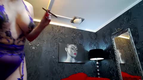 Snapshot of mistresswanda chatting on 5, 12, 2024 MistressWanda - online show from 5, 12, 2024