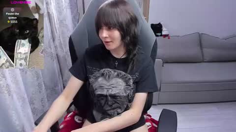 Snapshot of misty_dark chatting on 18, 7, 2026 misty_dark online show from 18, 7, 2026