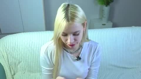 MistyXNight online show from 14, 1, 2026