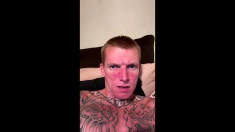 Snapshot of miszwaxxx chatting on 7, 6, 2026 BrainsickDuo online show from 7, 6, 2026