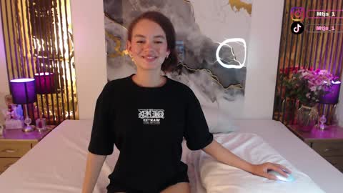 Mtica Brennet online show from 7, 4, 2026